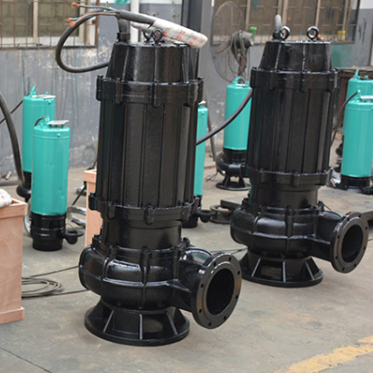 پمپ فاضلاب شناور چدن 250WQ680-42-132KW-4 با دبی 680 متر مکعب بر ساعت، هد 42 متر و موتور 132 کیلووات